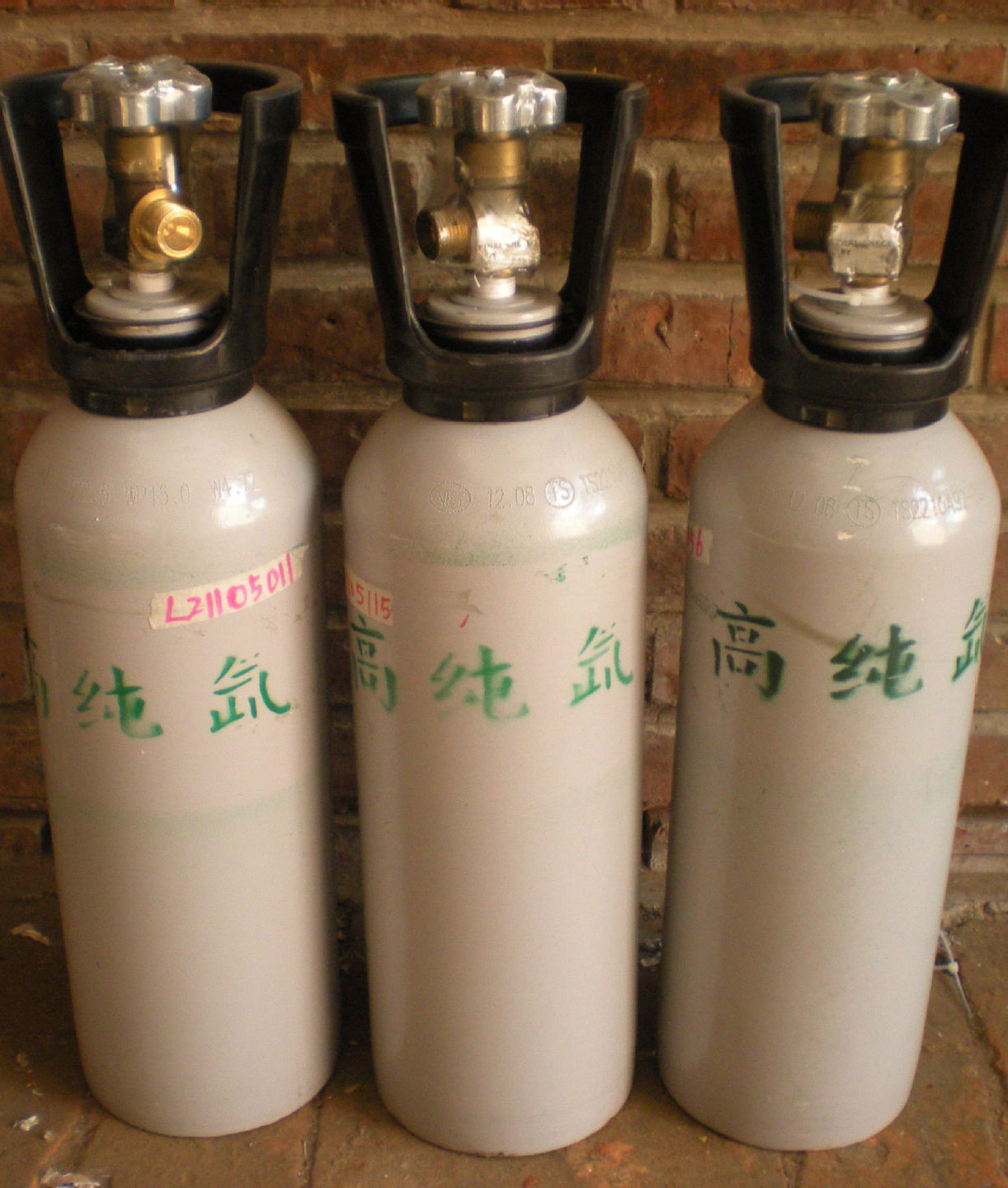 國(guó)產(chǎn)高純氙氣