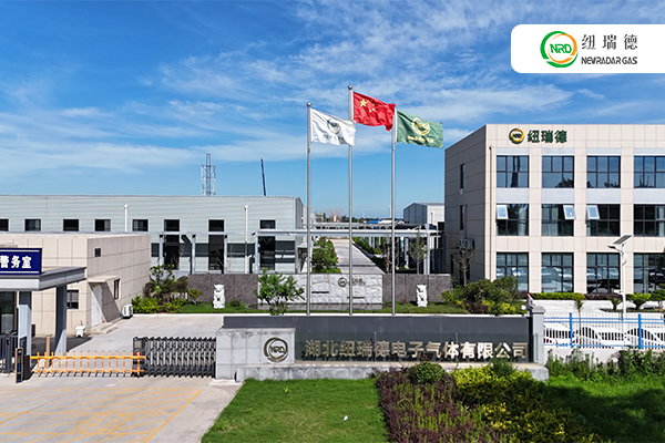 從空氣到超純：高純氬氣的制備之旅